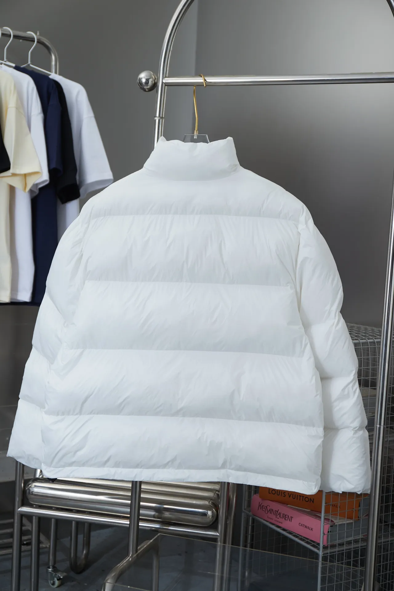 𝘽𝘼𝙇𝙀𝙉𝘾𝙄𝘼𝙂𝘼 BLCG × SKIWEAR -3BSPORTS ICO NSKI PUFFER · 、 · 4 · · 330 · 500 · 3D · · · · logo · logo · ：Black/White Size：46/48/50/52